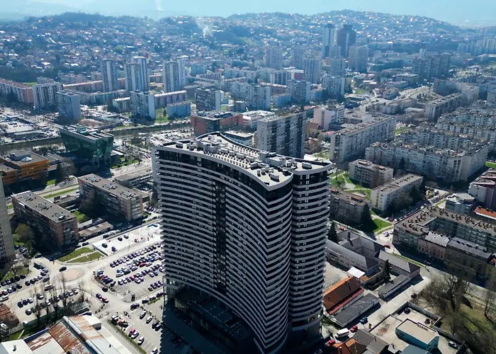 Luxury Tower-free Garage Apartment Sarajevo